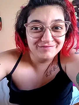 Snapshot of ConeNella chatting on December 10, 2024, 7:00 pm ConeNella online show from December 10, 2024, 7:00 pm