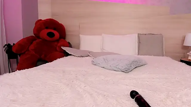 FoxxyClarise online show from January 27, 2025, 1:19 pm