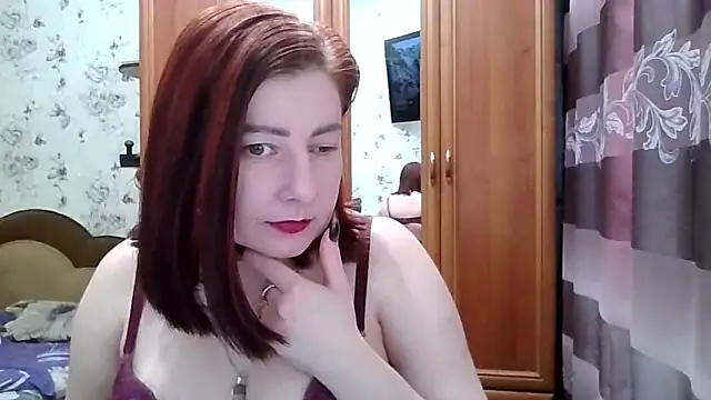 SophieNightAh online show from February 21, 2026, 2:07 pm