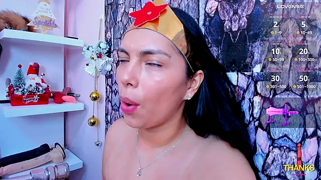 Snapshot of evelinn_belen chatting on December 4, 2025, 12:36 pm evelinn belen online show from December 4, 2025, 12:36 pm