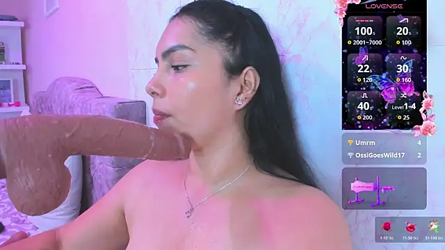 Snapshot of evelinn_belen chatting on April 30, 2026, 12:11 pm evelinn belen online show from April 30, 2026, 12:11 pm
