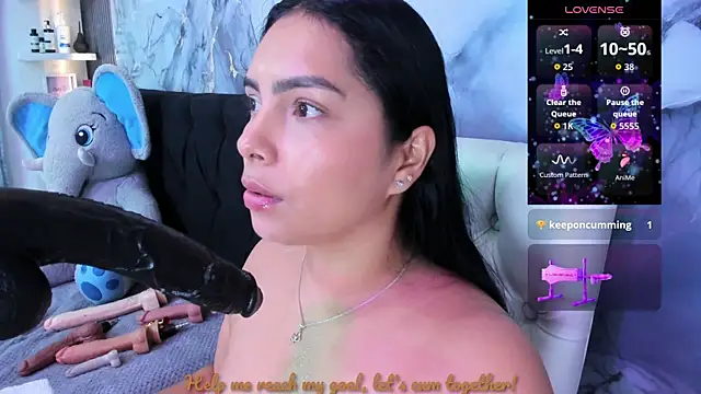 Snapshot of evelinn_belen chatting on July 9, 2026, 3:49 pm evelinn belen online show from July 9, 2026, 3:49 pm