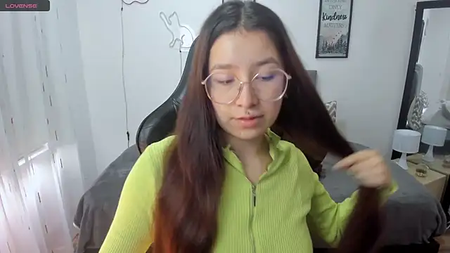 Amy joones online show from October 6, 2025, 12:57 pm