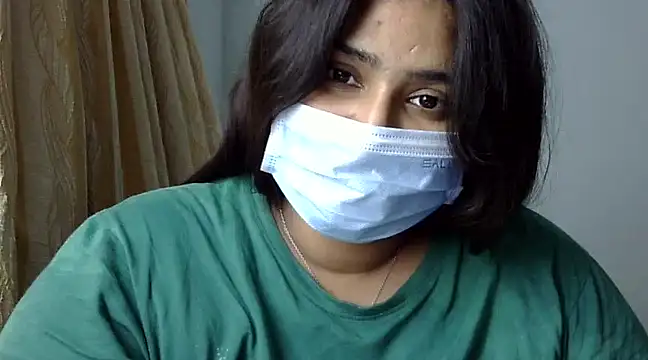 Snapshot of cutelady65 chatting on December 4, 2024, 5:55 pm cutelady65 online show from December 4, 2024, 5:55 pm