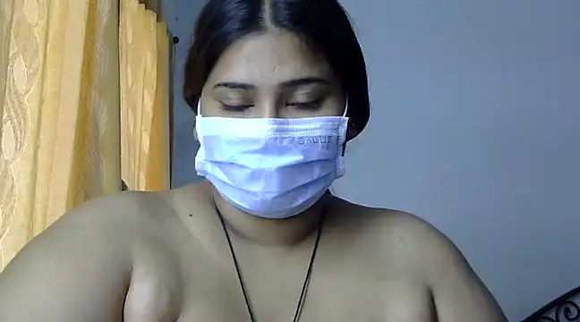 Snapshot of cutelady65 chatting on February 21, 2025, 6:18 am cutelady65 online show from February 21, 2025, 6:18 am