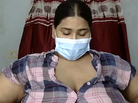 Snapshot of cutelady65 chatting on September 29, 2025, 2:33 pm cutelady65 online show from September 29, 2025, 2:33 pm