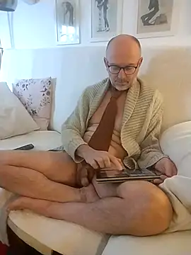 Snapshot of MadProfessor chatting on March 11, 2025, 7:15 am MadProfessor online show from March 11, 2025, 7:15 am