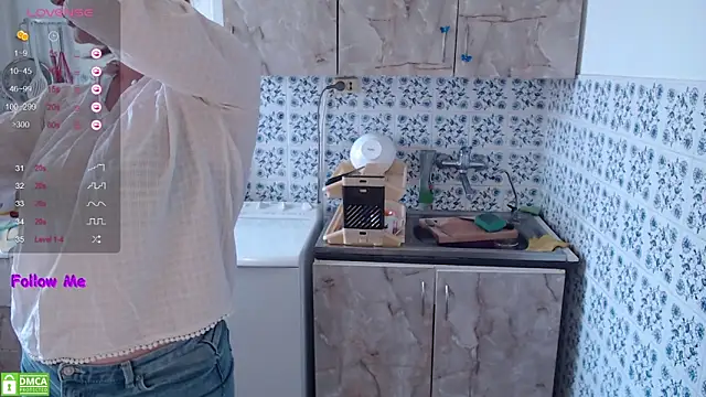 Snapshot of VerySweetKate111 chatting on February 10, 2026, 9:46 am VerySweetKate111 online show from February 10, 2026, 9:46 am