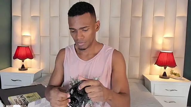 Lonelyfetishguy online show from March 6, 2025, 8:37 pm