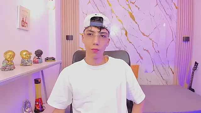 Nikolay Gregori online show from February 1, 2026, 4:11 am