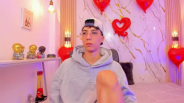 Nikolay Gregori online show from February 22, 2026, 4:35 am