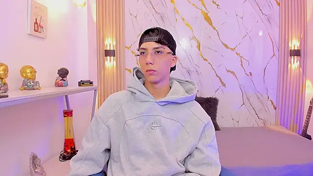 Nikolay Gregori online show from March 13, 2026, 4:41 am