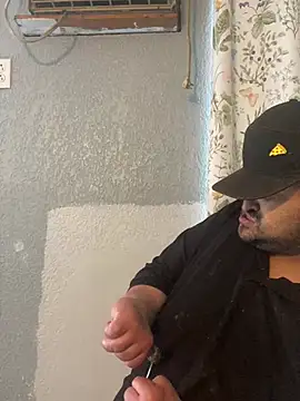 Miguel16i online show from February 27, 2025, 6:09 pm