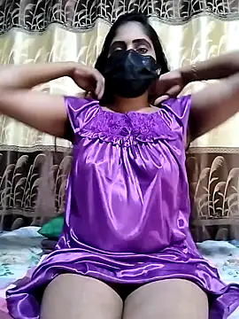 SLZAARA online show from January 1, 2025, 3:46 pm