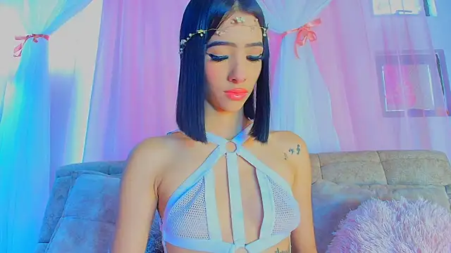 liccy hall online show from March 18, 2026, 1:58 pm