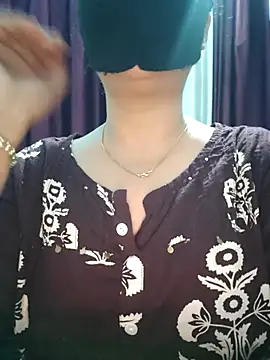 Aishwaryaa 69 online show from September 12, 2025, 3:17 am