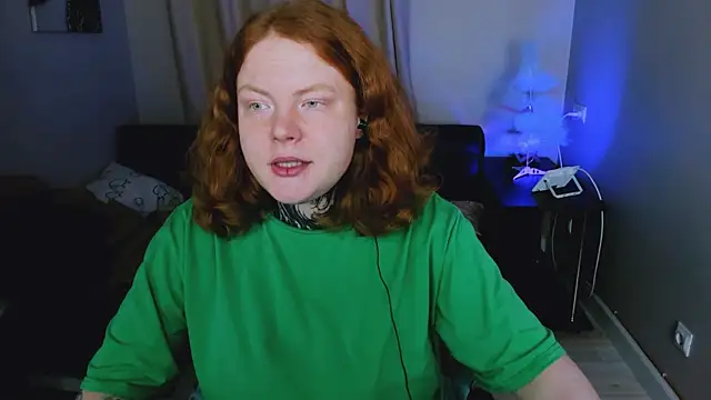 Cassie xKiss online show from December 20, 2025, 8:49 pm