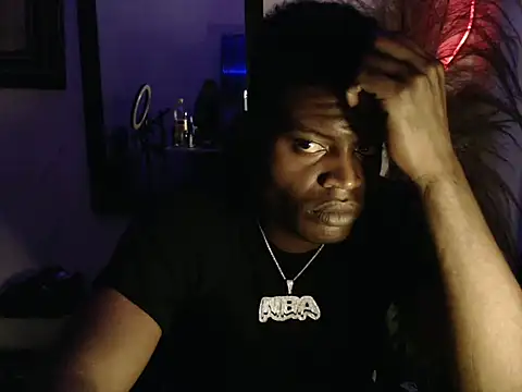 Snapshot of elnigga21 chatting on April 10, 2026, 8:24 pm elnigga21 online show from April 10, 2026, 8:24 pm