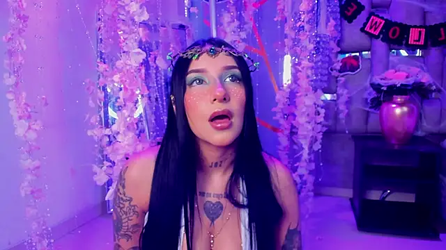 Leiaa  online show from October 26, 2025, 5:57 am