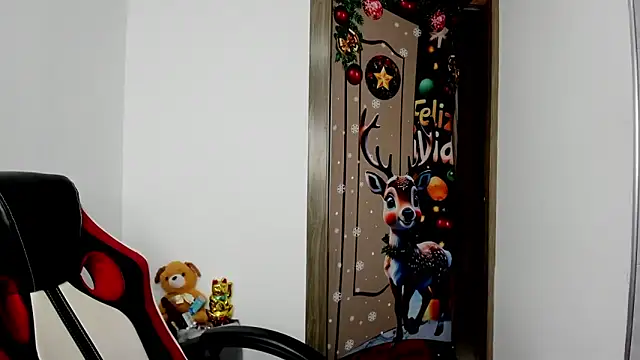 Sweet-Suck69 online show from January 25, 2025, 9:04 pm