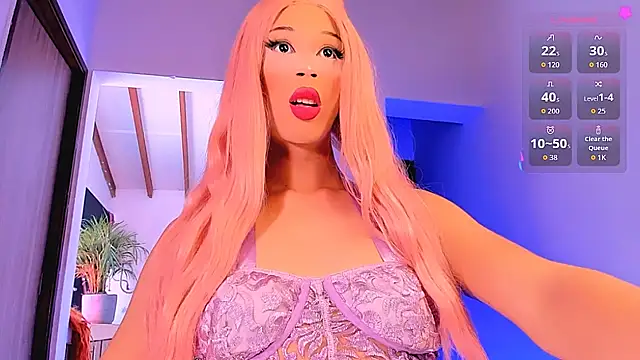 Vianca Chanel online show from November 19, 2025, 5:24 pm