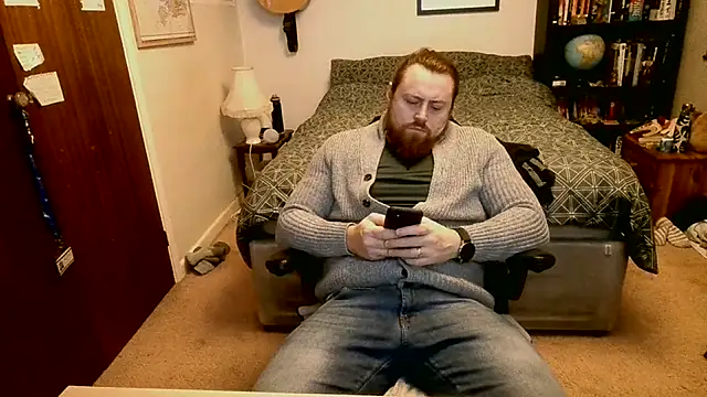 Snapshot of Hairy_Guy30 chatting on January 11, 2025, 9:57 pm Hairy Guy30 online show from January 11, 2025, 9:57 pm