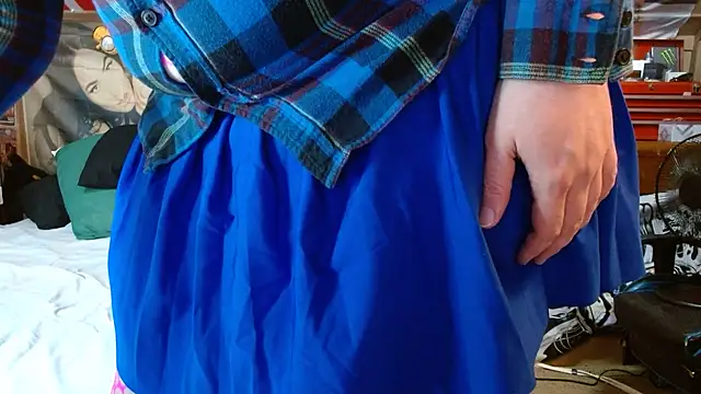 Snapshot of cosmicjones chatting on October 18, 2025, 12:39 pm cosmicjones online show from October 18, 2025, 12:39 pm