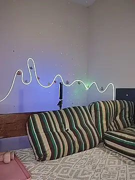 Bunny Sexyy online show from April 17, 2026, 12:02 am