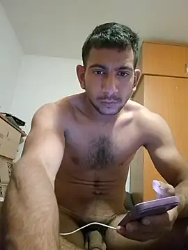 Snapshot of emea4 chatting on September 23, 2025, 8:23 pm emea4 online show from September 23, 2025, 8:23 pm