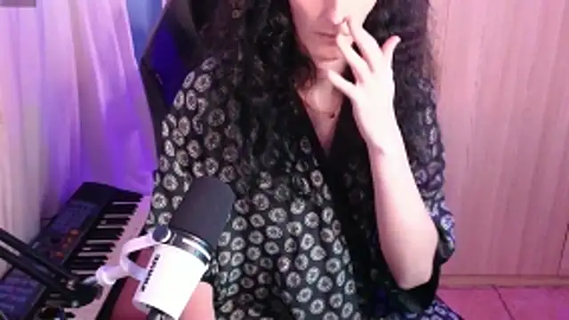 MemiKouki online show from March 25, 2026, 11:33 pm