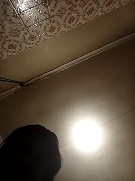 mloghyfsa online show from December 18, 2025, 5:35 am