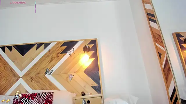 Snapshot of Kathaleiya_Ozz chatting on November 18, 2025, 7:40 pm Kathaleiya Ozz online show from November 18, 2025, 7:40 pm