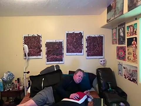 Mic Oxinner online show from April 21, 2026, 9:28 pm