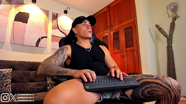  joansoto online show from March 3, 2026, 1:06 pm