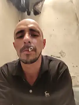 Snapshot of fire_menxxx001 chatting on February 10, 2026, 2:43 pm fire menxxx001 online show from February 10, 2026, 2:43 pm