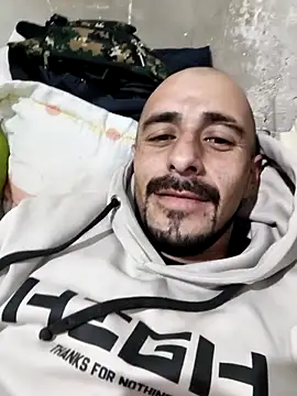 Snapshot of fire_menxxx001 chatting on February 25, 2026, 8:35 am fire menxxx001 online show from February 25, 2026, 8:35 am