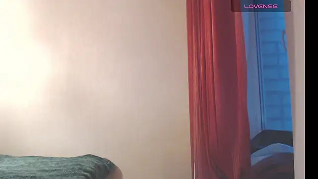 Snapshot of 8846f chatting on December 17, 2024, 1:27 pm 8846f online show from December 17, 2024, 1:27 pm