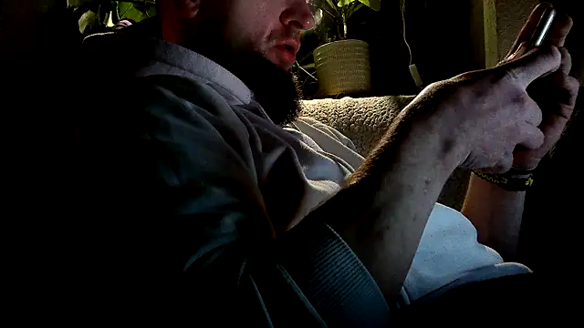 donhulio482 online show from March 22, 2025, 6:47 pm