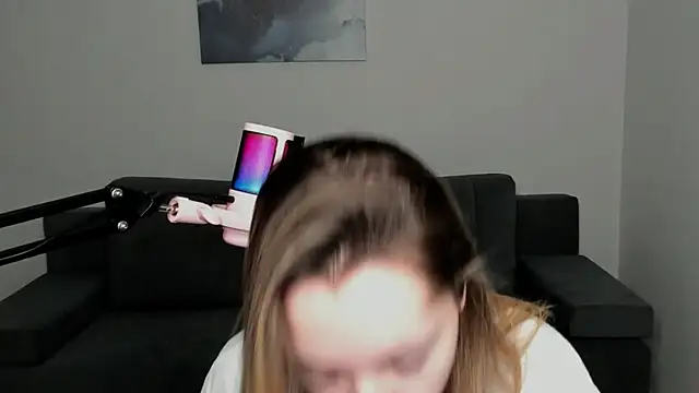 MiaThaine online show from January 31, 2025, 12:28 am