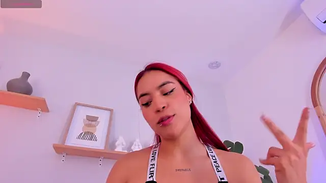 Scarlett Morgan  online show from February 7, 2025, 1:36 am