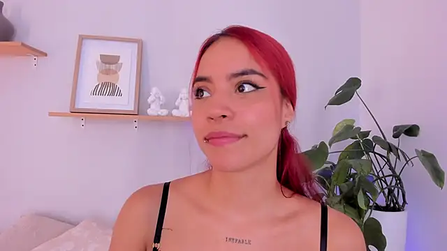 Scarlett Morgan  online show from February 11, 2025, 1:52 am