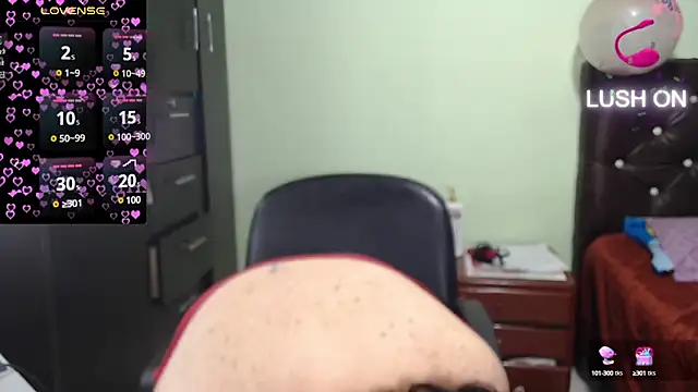 Snapshot of hairyglad69 chatting on March 1, 2025, 2:02 pm hairyglad69 online show from March 1, 2025, 2:02 pm