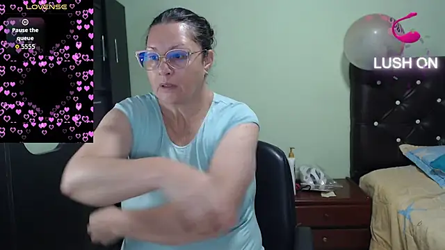 Snapshot of hairyglad69 chatting on September 12, 2025, 7:47 pm hairyglad69 online show from September 12, 2025, 7:47 pm