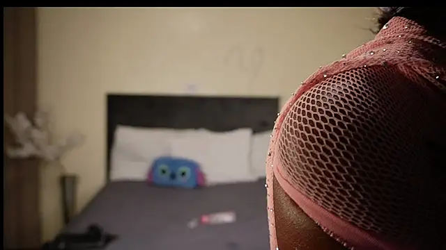 nia bell online show from December 14, 2024, 5:47 pm