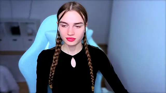 StellaLawless online show from September 20, 2025, 10:22 pm