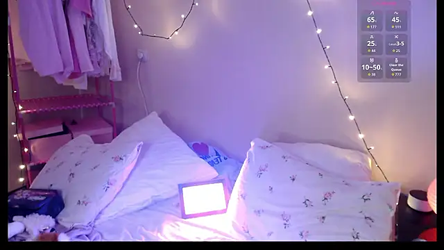 Snapshot of KatieMelone chatting on January 31, 2026, 7:11 pm KatieMelone online show from January 31, 2026, 7:11 pm