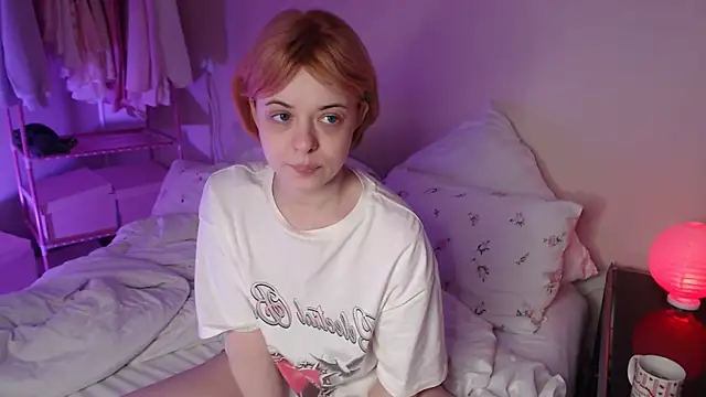 KatieMelone online show from April 12, 2026, 4:23 pm