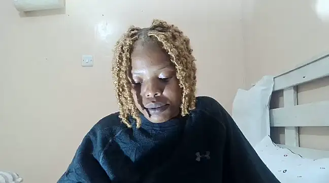 Snapshot of tropicalesen chatting on January 8, 2025, 7:13 pm tropicalesen online show from January 8, 2025, 7:13 pm