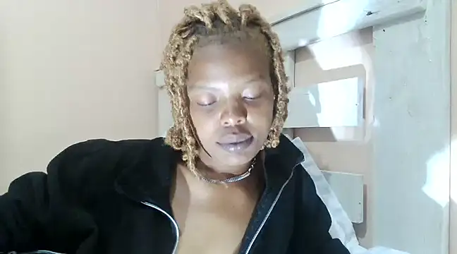 Snapshot of tropicalesen chatting on January 26, 2025, 3:17 am tropicalesen online show from January 26, 2025, 3:17 am