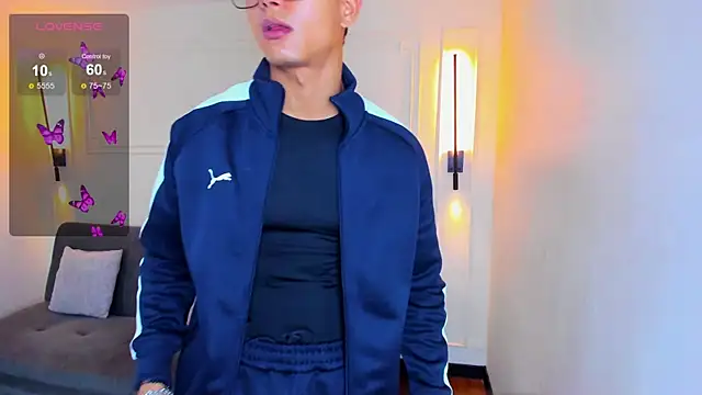 Snapshot of Paradise_boy_s chatting on December 4, 2025, 4:27 pm Paradise boy s online show from December 4, 2025, 4:27 pm